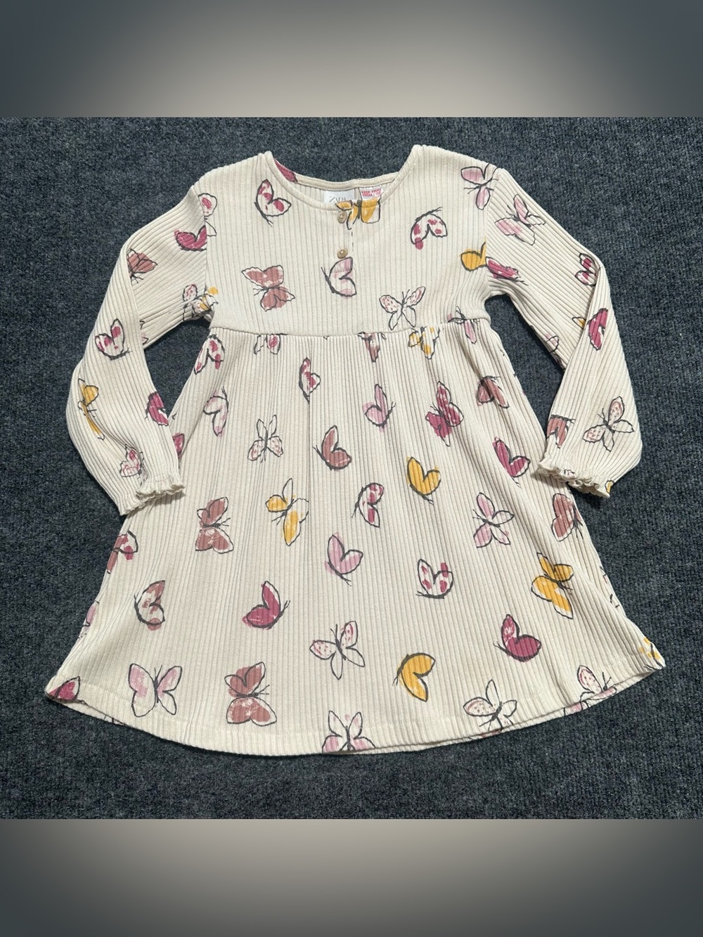 Zara girls cream dress long sleeve with butterflies Size 4-5 years.